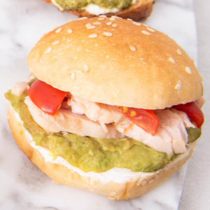 5 mini burger poulet avocat